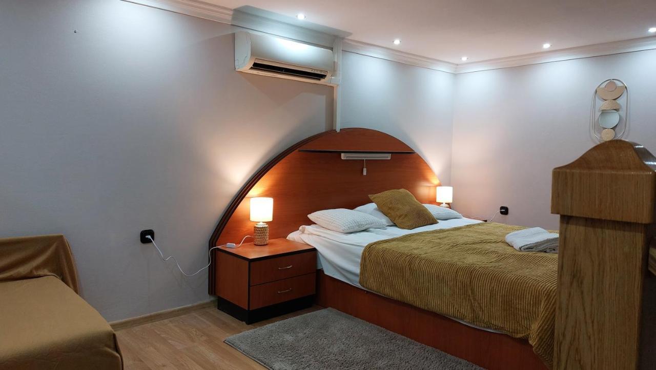גיולה Family Apartman מראה חיצוני תמונה
