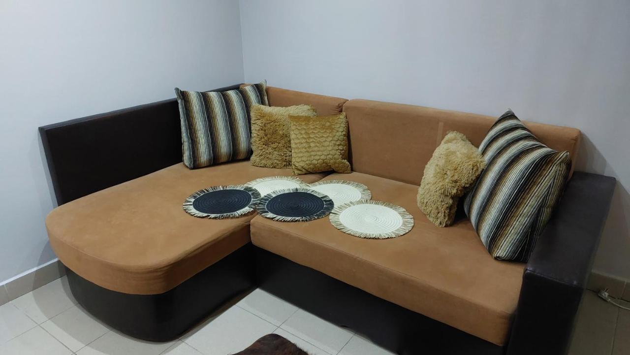 גיולה Family Apartman מראה חיצוני תמונה
