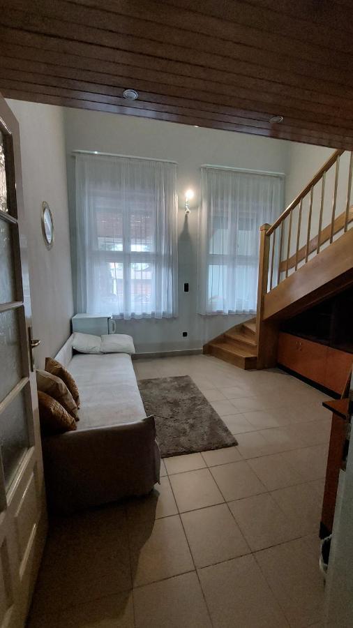 גיולה Family Apartman מראה חיצוני תמונה
