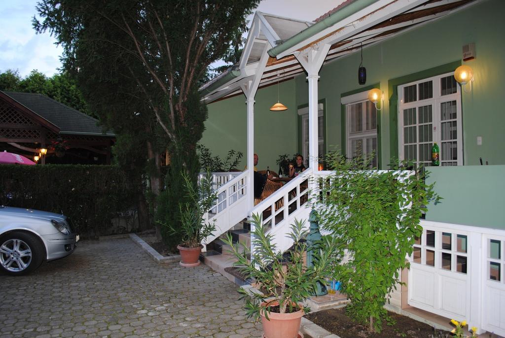 גיולה Family Apartman מראה חיצוני תמונה
