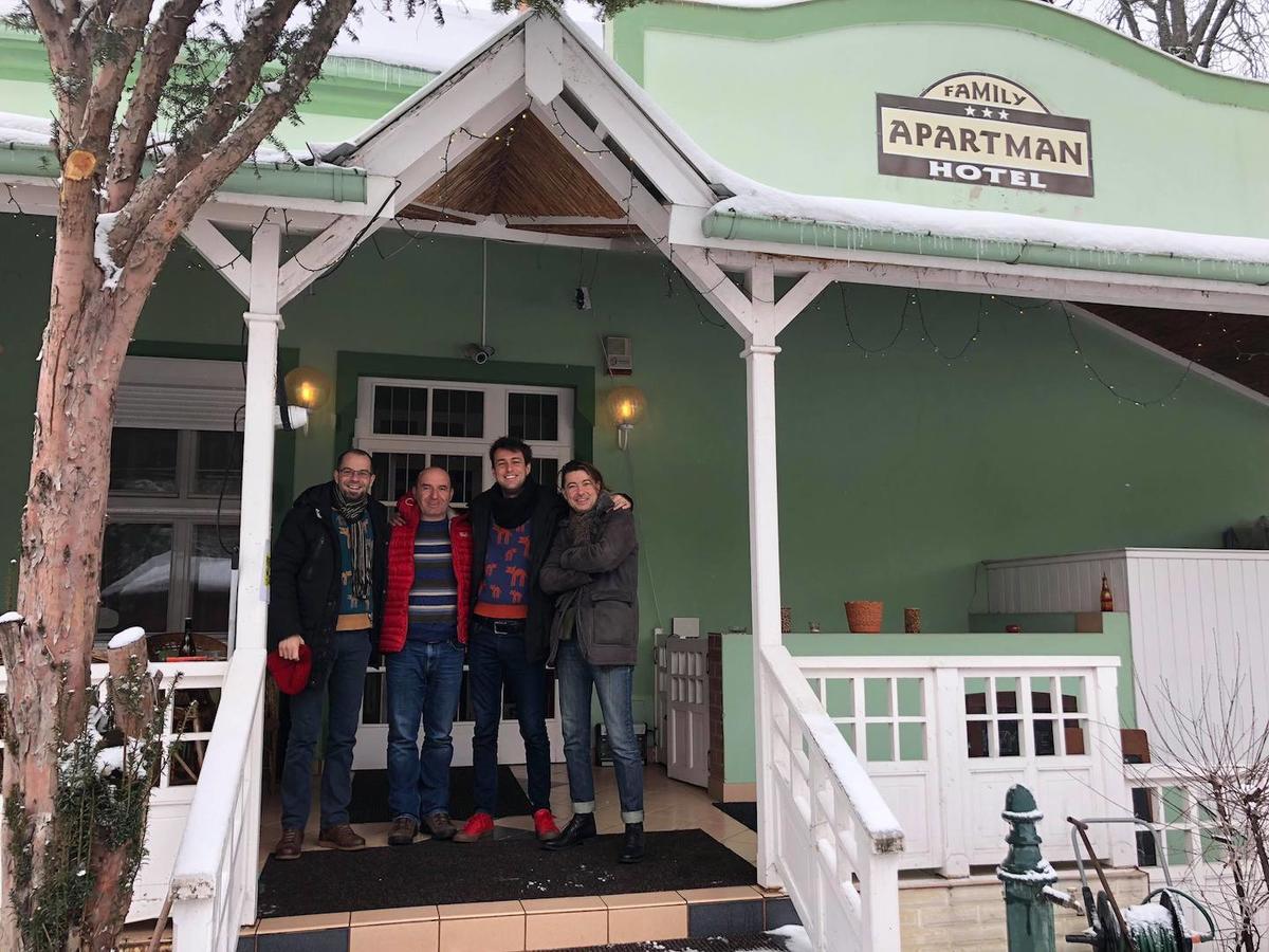 גיולה Family Apartman מראה חיצוני תמונה